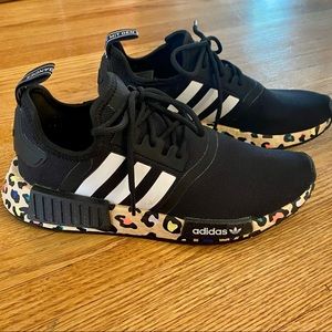 Adidas Sneakers